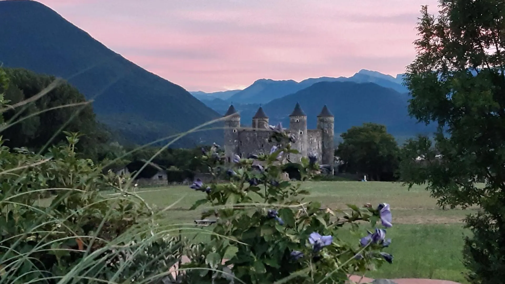 Un Petit Coin De Paradis A Haute Jarrie France